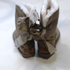 BLOOPER KIDS: Monogrammed Kids Sherpa Tie Booties