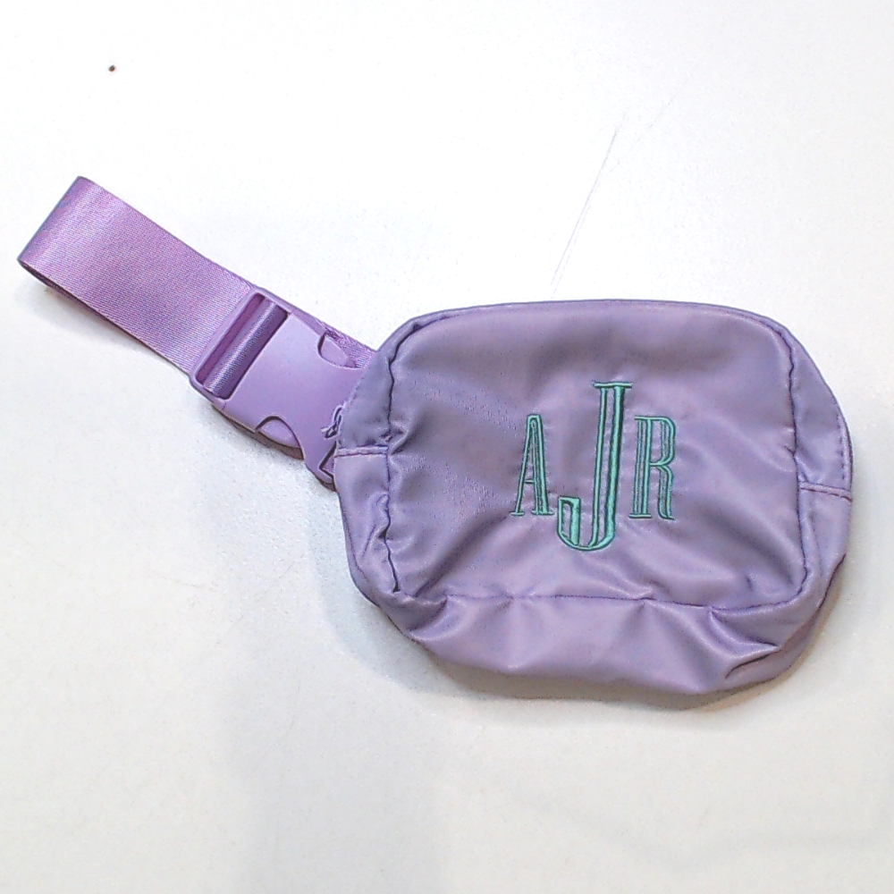 BLOOPER KIDS: Monogrammed Kids Belt Bag