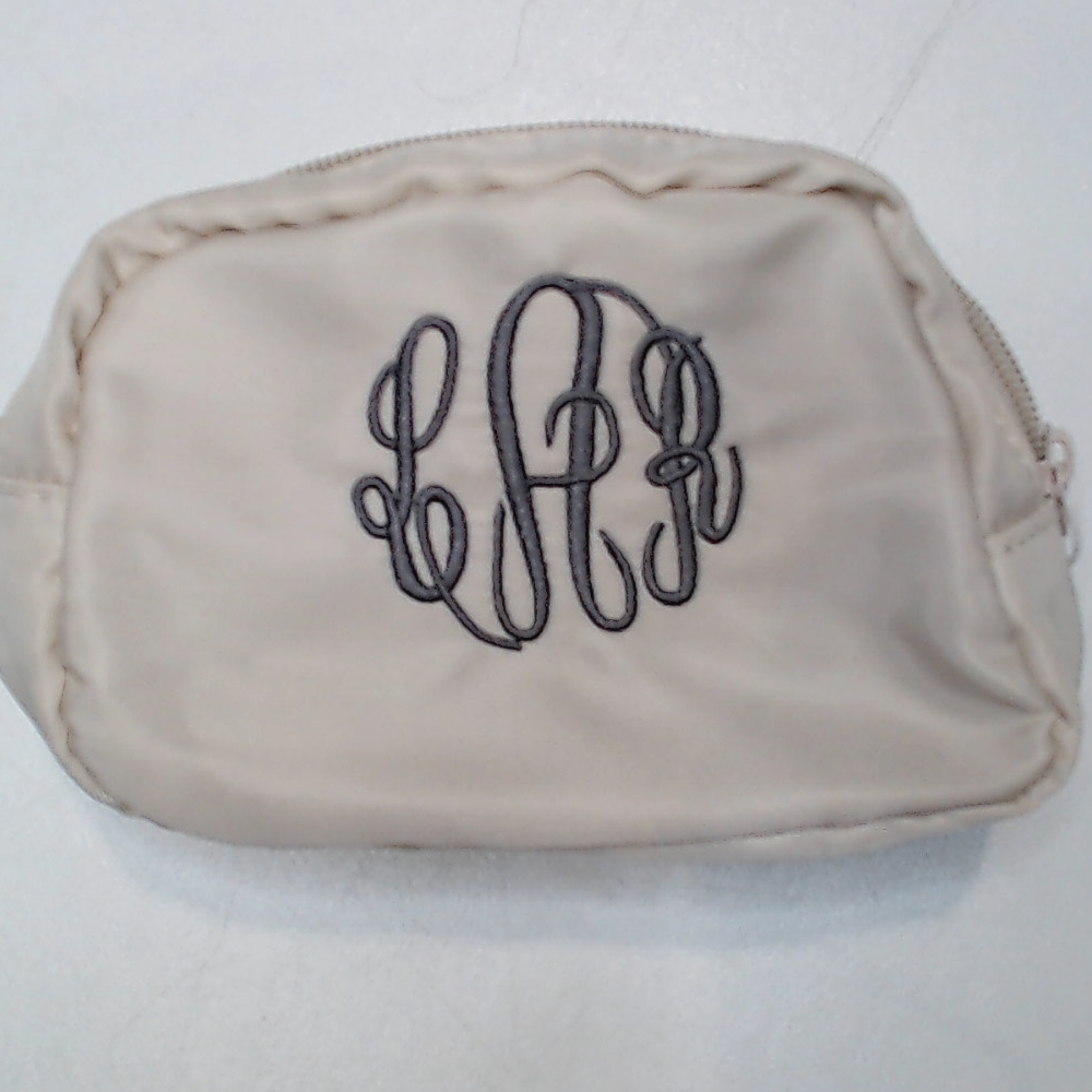 BLOOPER KIDS: Monogrammed Kids Belt Bag