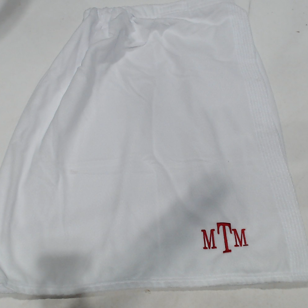 BLOOPER ACCESSORY: Monogrammed Towel Wrap