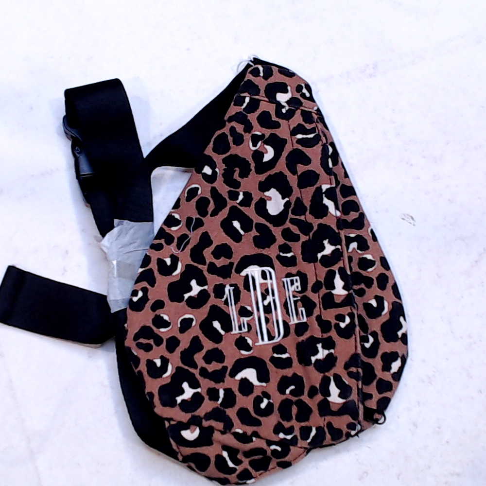 BLOOPER KIDS: Monogrammed Kids Sling Pack