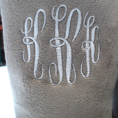 BLOOPER KIDS: Monogrammed Kids Sherpa Tie Booties