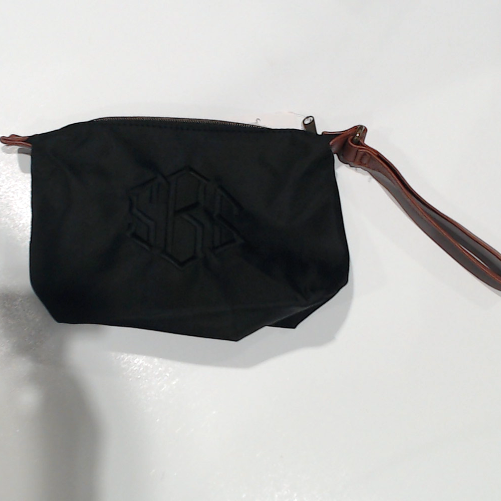 BLOOPER ACCESSORY: Monogrammed Lightweight Wristlet