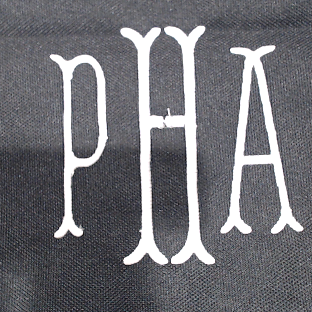 BLOOPER ACCESSORY: Monogrammed Casserole Carrier