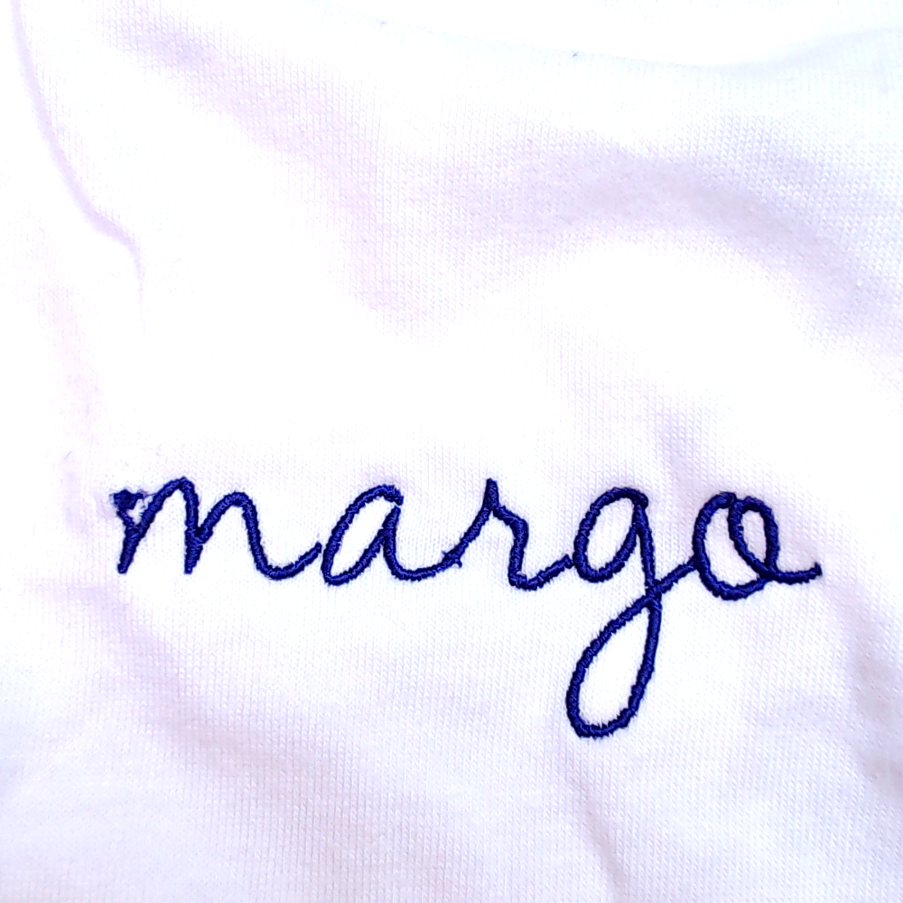BLOOPER KIDS: Monogrammed Baby Bib