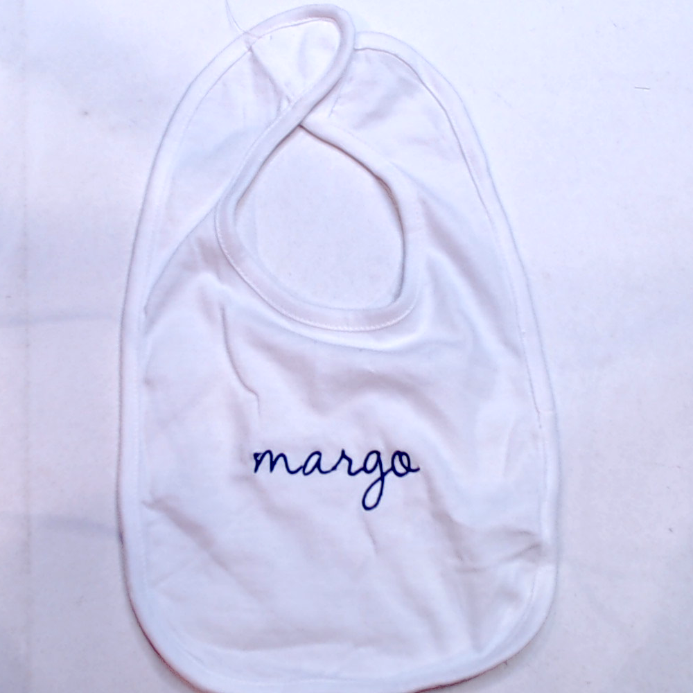 BLOOPER KIDS: Monogrammed Baby Bib