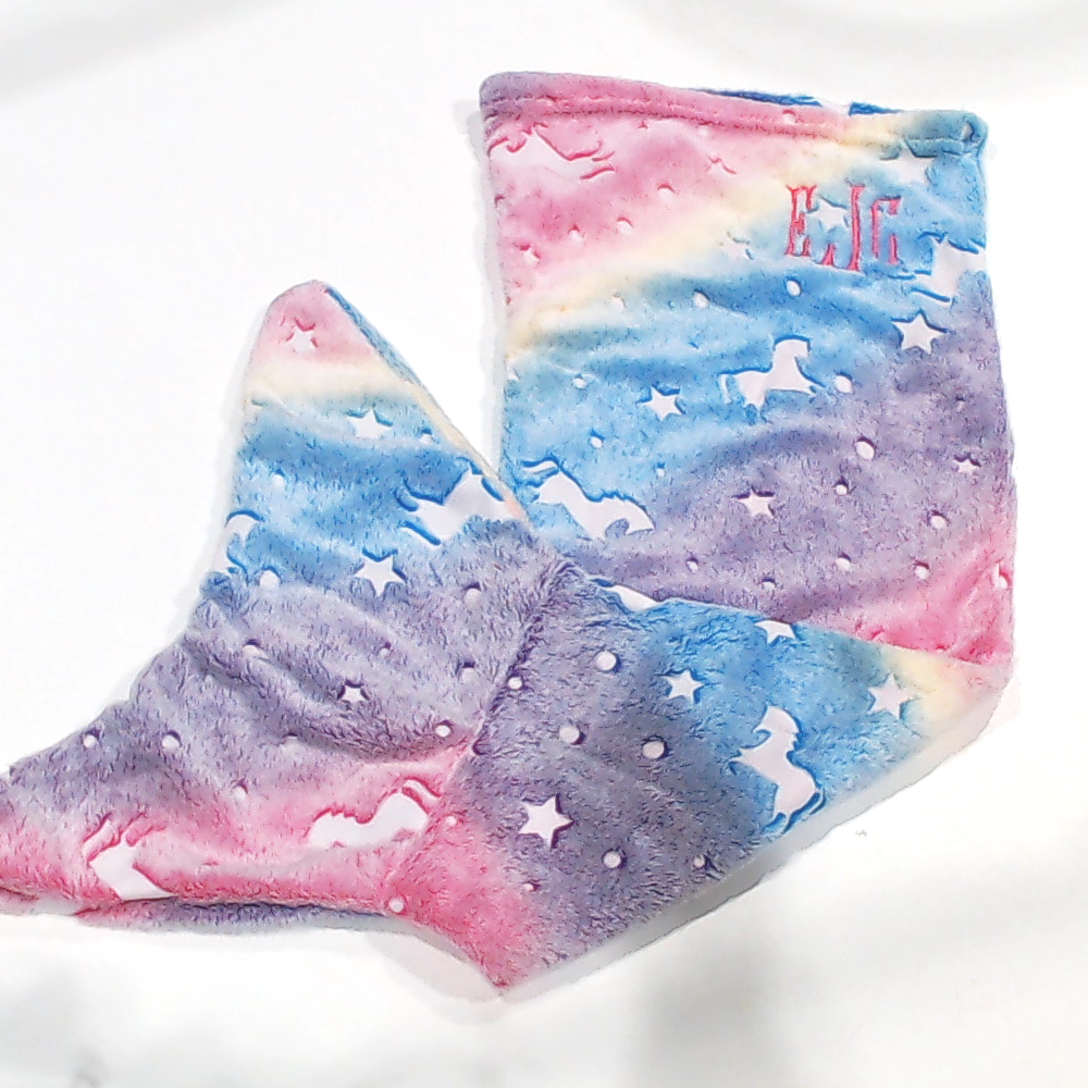 BLOOPER KIDS: Monogrammed Mermaid Tail Blanket