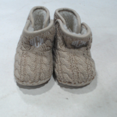 BLOOPER KIDS: Monogrammed Baby Booties