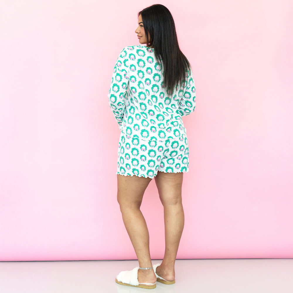 elegant evergreen lettuce edge sleep set back view