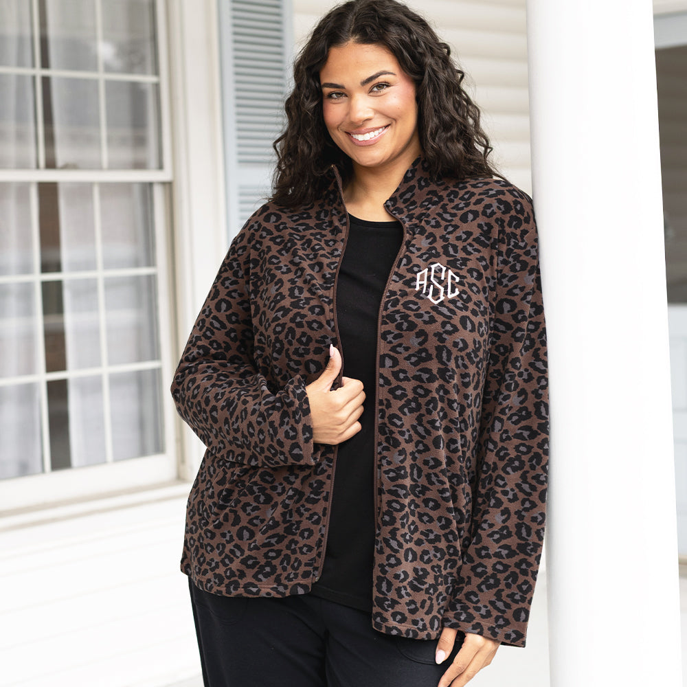 [julia-ann] sable cheetah fleece jacket on julia ann