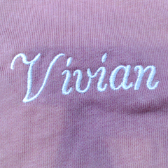 BLOOPER KIDS: Monogrammed Baby Bib