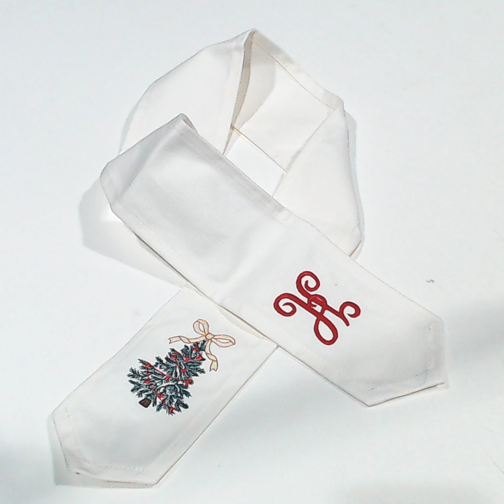 BLOOPER ACCESSORY: Personalized Christmas Wreath Sash