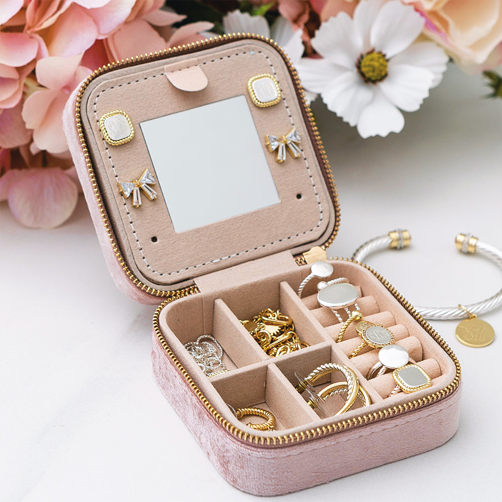 Meravel ミーラベル Travel Jewelry Boxジュエリーケース Personalized Velvet Travel Jewelry Case – Marleylilly