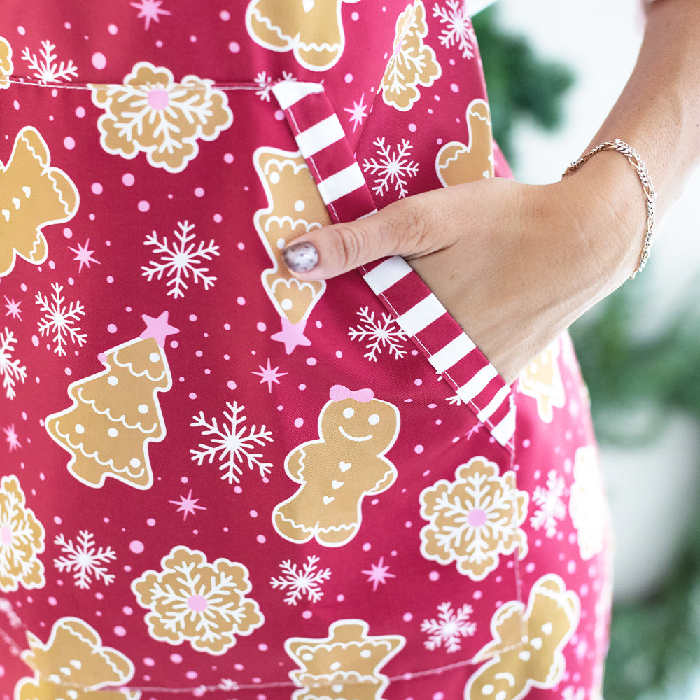 gingerbread jingle apron up close of pocket