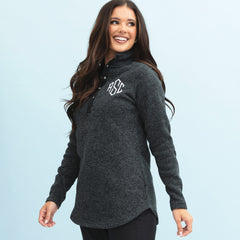 heathered black pullover tunic on peyton studio shot
