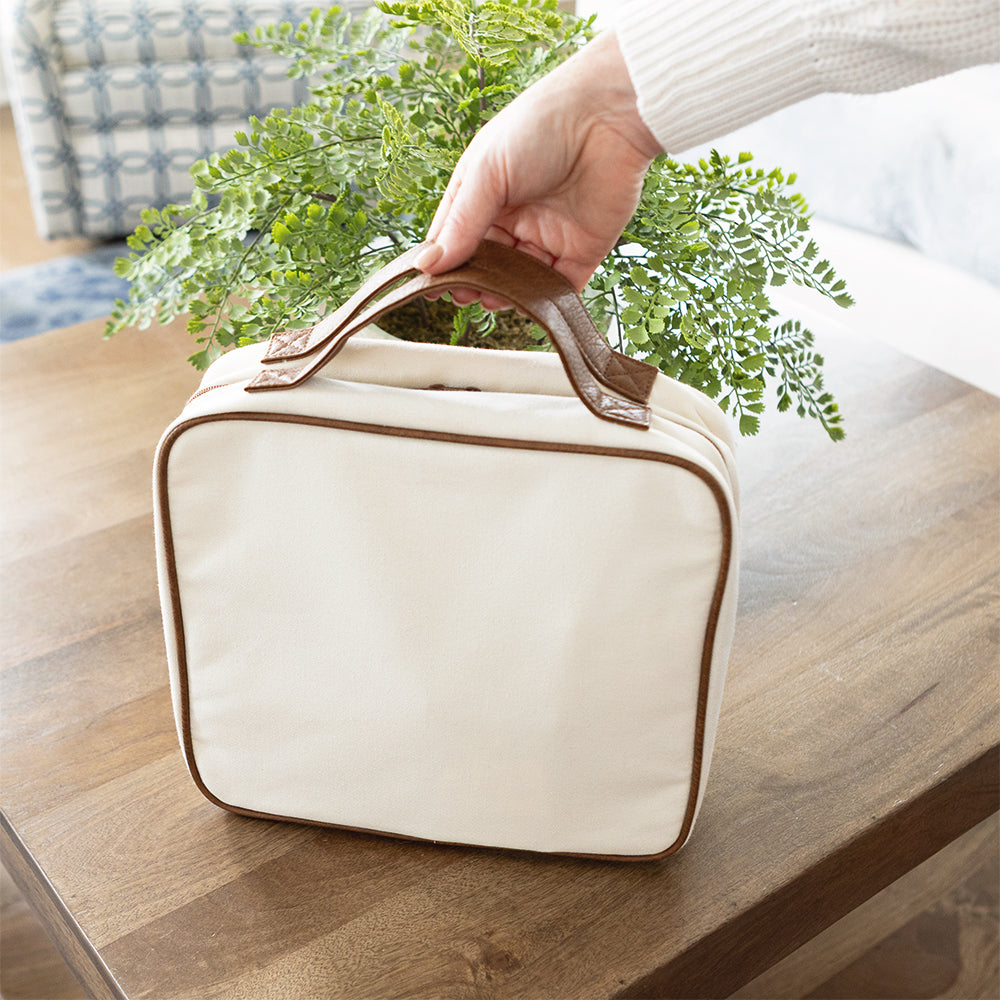 ivory hanging organizer in hand