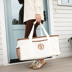ivory wire top extra large tote in hand