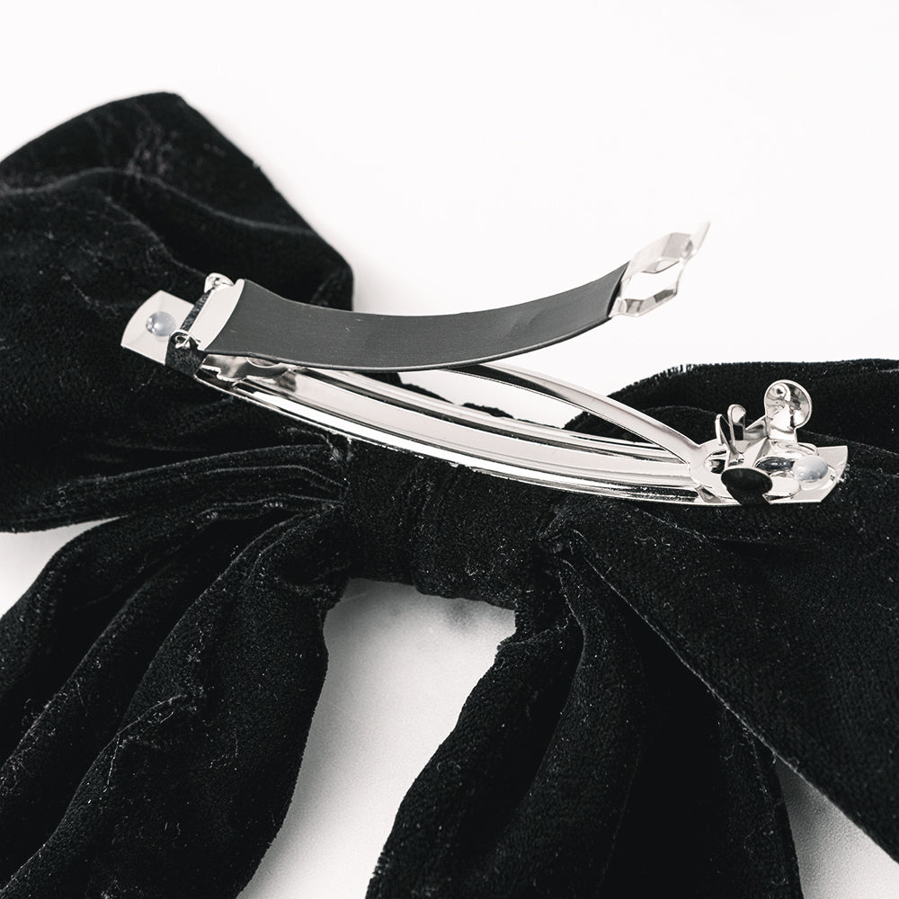 back of black velvet bow