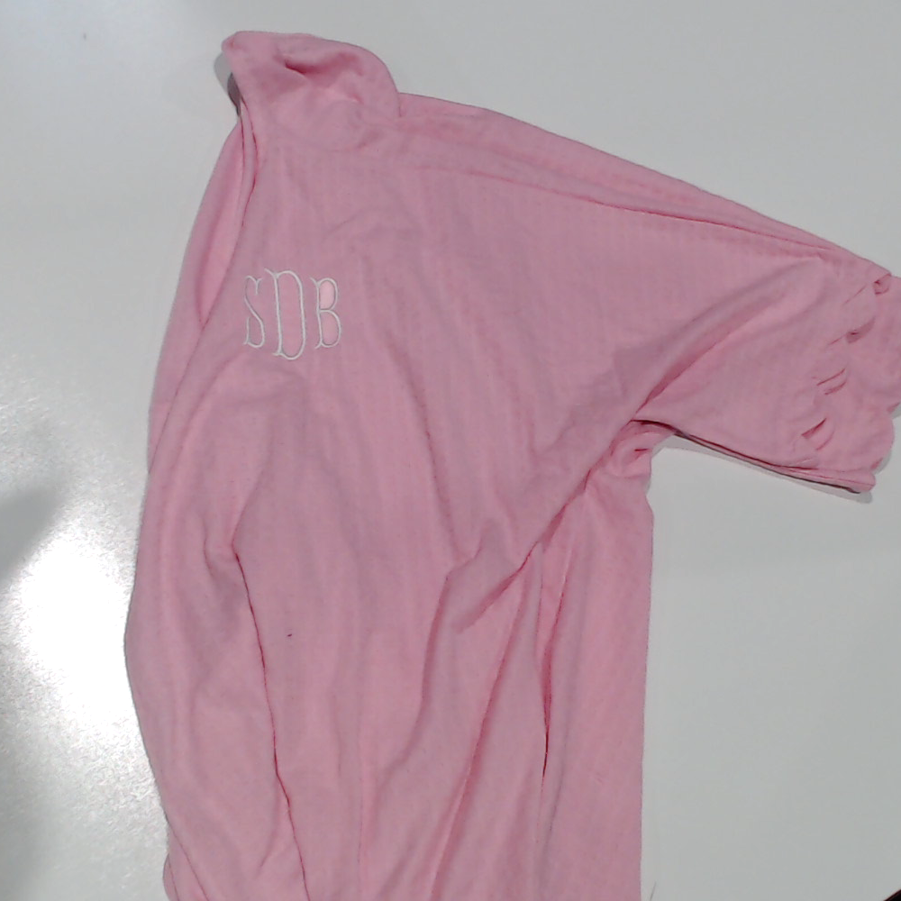 BLOOPER CLOTHING: Monogrammed Scalloped Robe