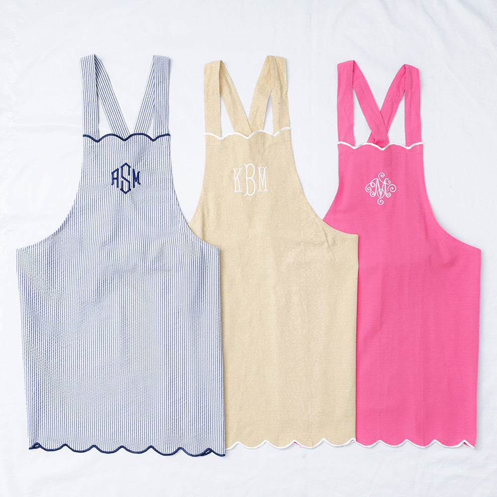 trio scalloped apron