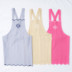 trio scalloped apron