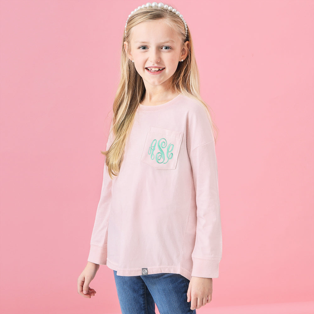 [addie] kids monogrammed long sleeve shirt in blush