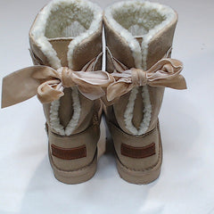 BLOOPER KIDS: Monogrammed Kids Sherpa Tie Booties