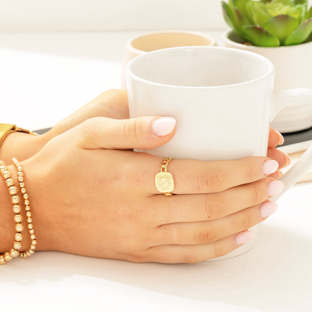 gold chain link ring with coffee cup