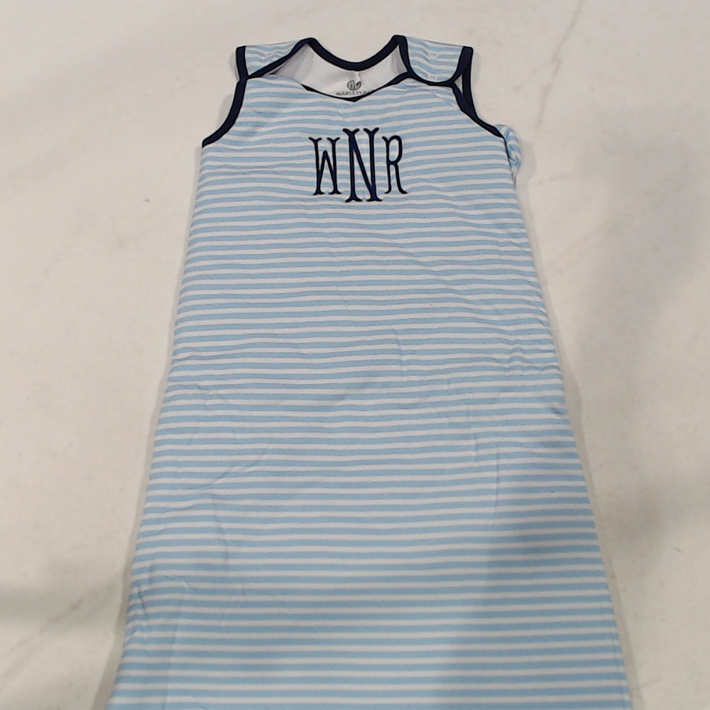 BLOOPER KIDS: Monogrammed Baby Wearable Blanket