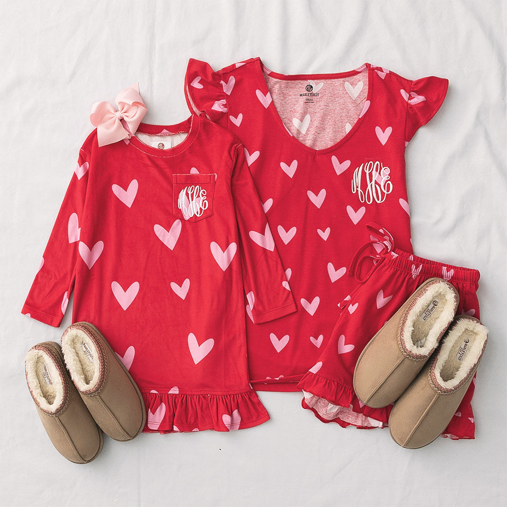 mom and daughter matching red hot hearts FL