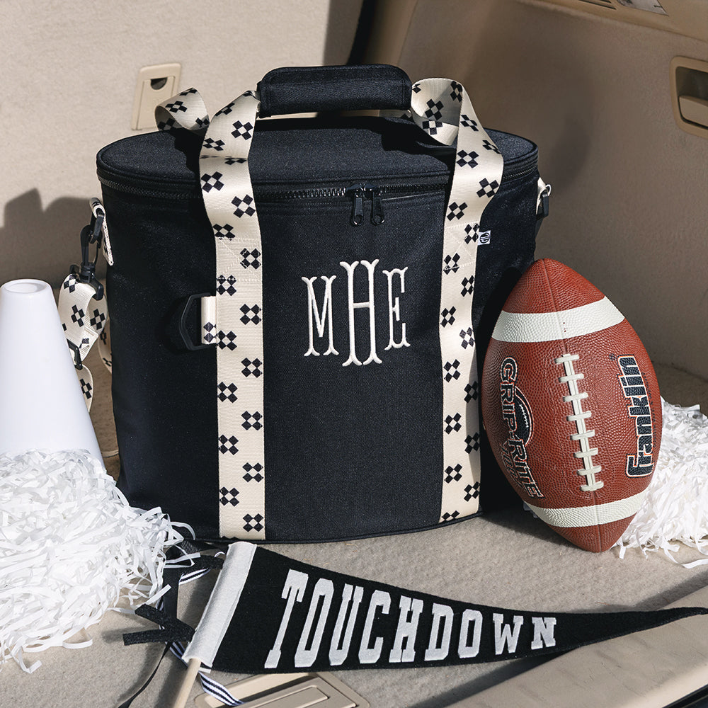 black ditsy diamond cooler trunk shot