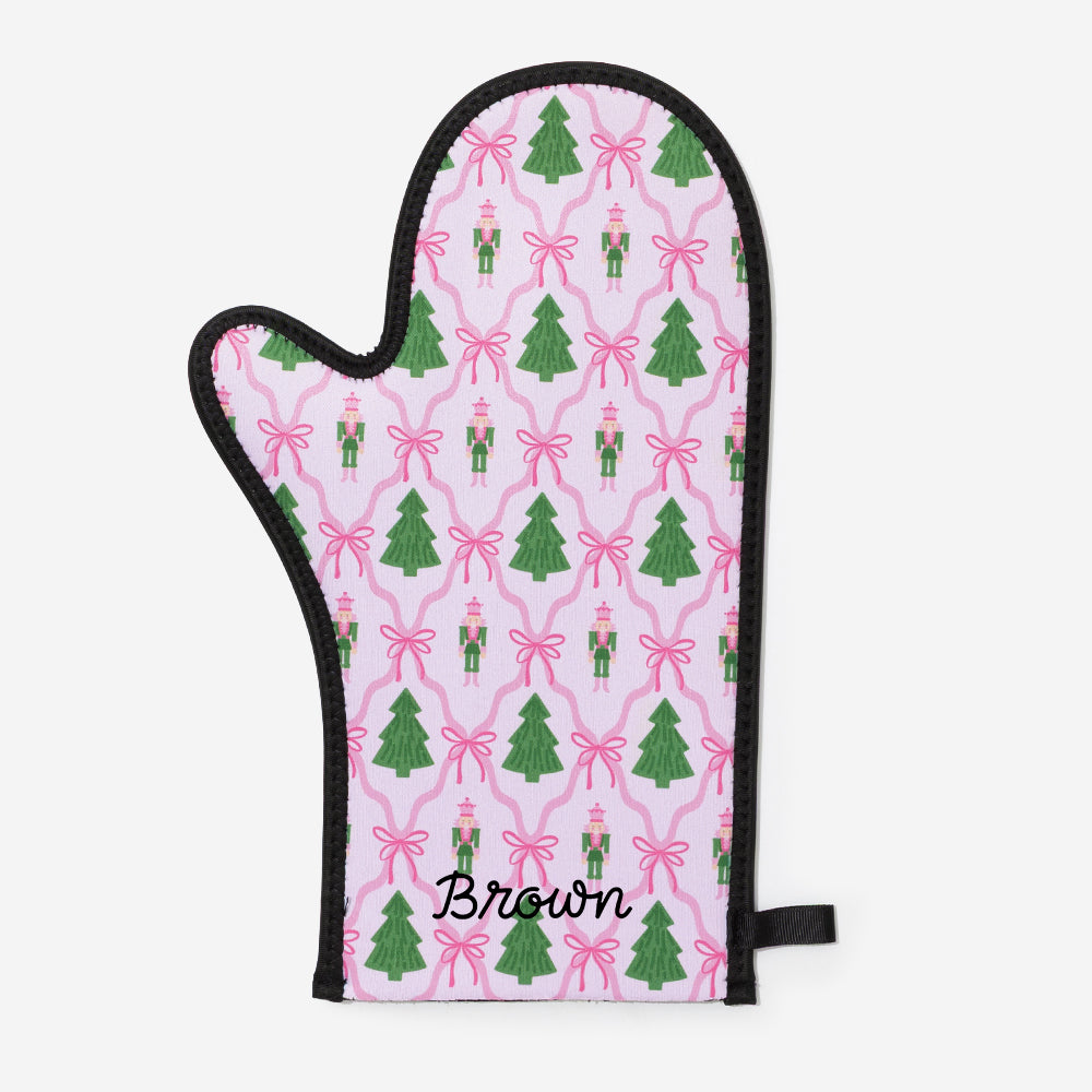 monogrammed neoprene oven mitt in christmas lattice