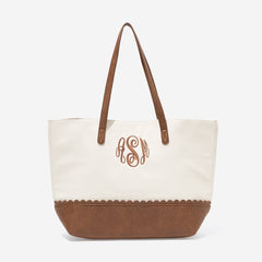 Monogrammed Scallop Tote in Ivory