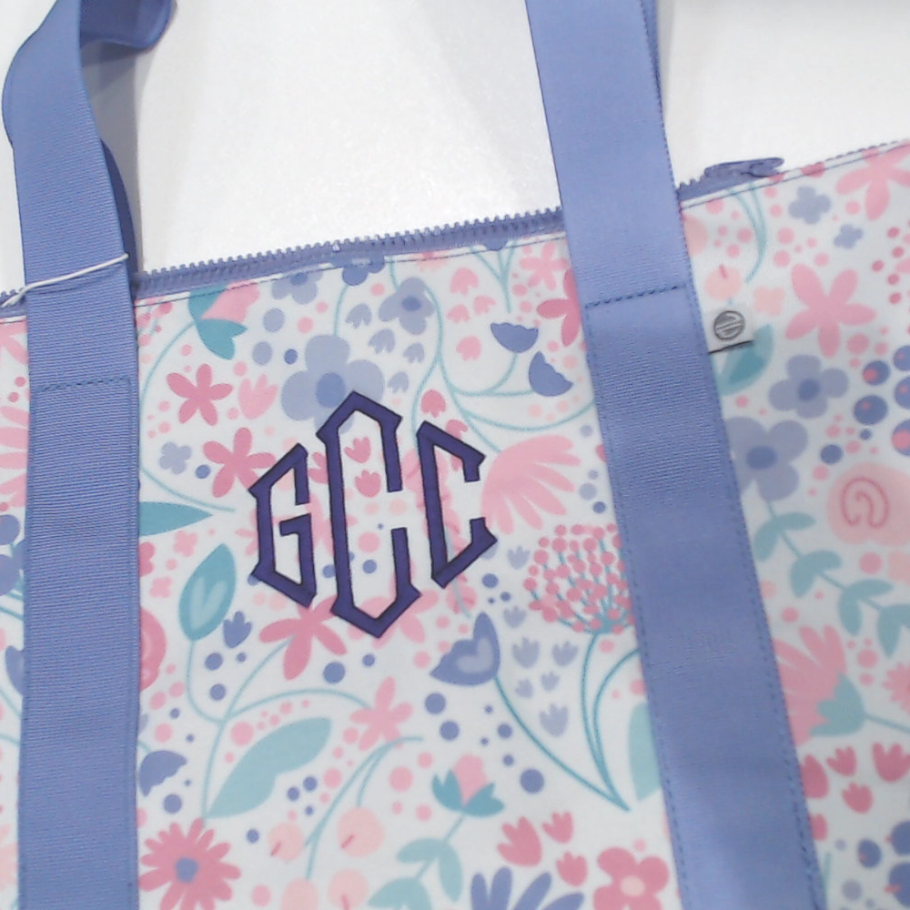 BLOOPER KIDS BAG: Monogrammed Kids Weekend Bag