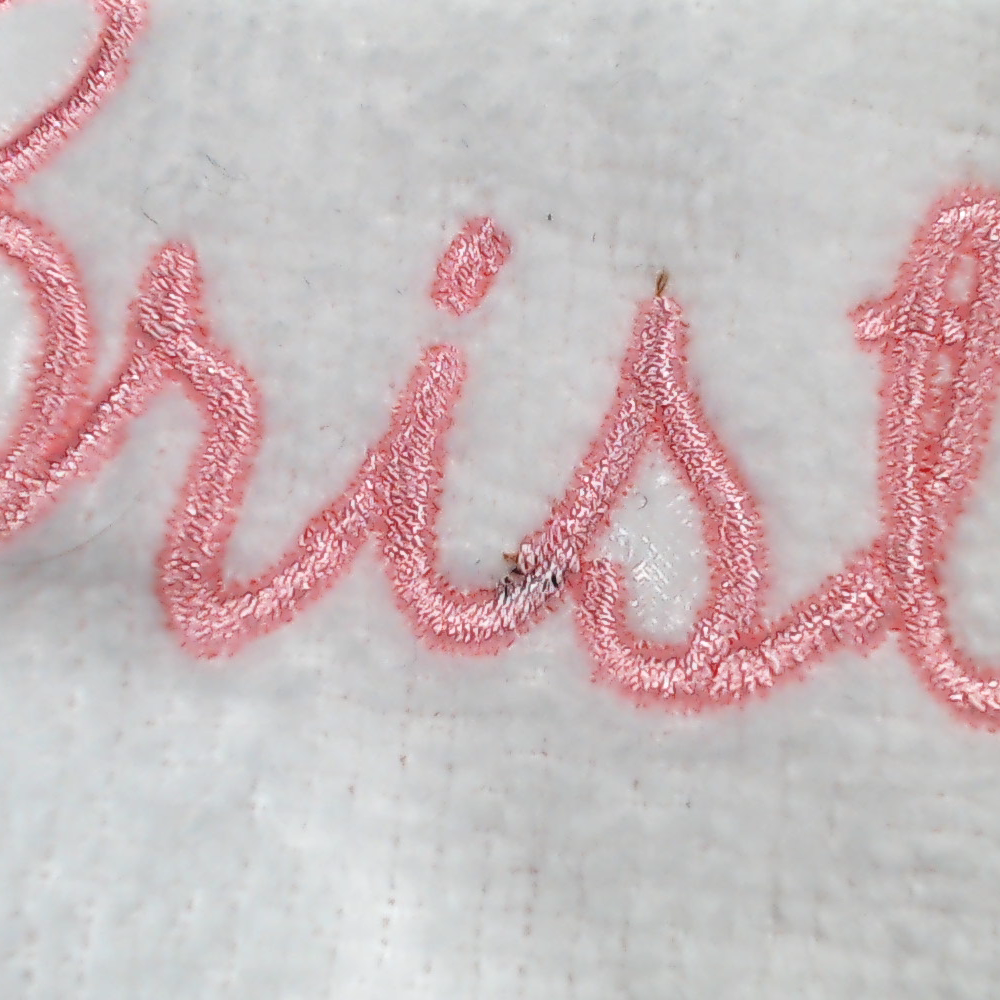 BLOOPER KIDS: Monogrammed Outline Baby Bib