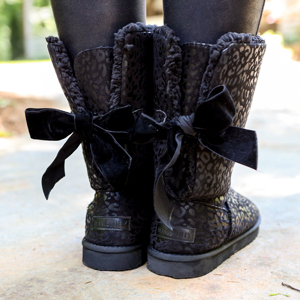 onyx leopard sherpa tie booties back bow