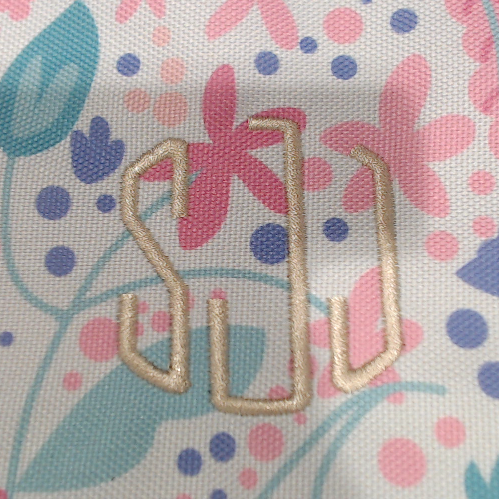 BLOOPER KIDS: Monogrammed Kids Weekend Bag