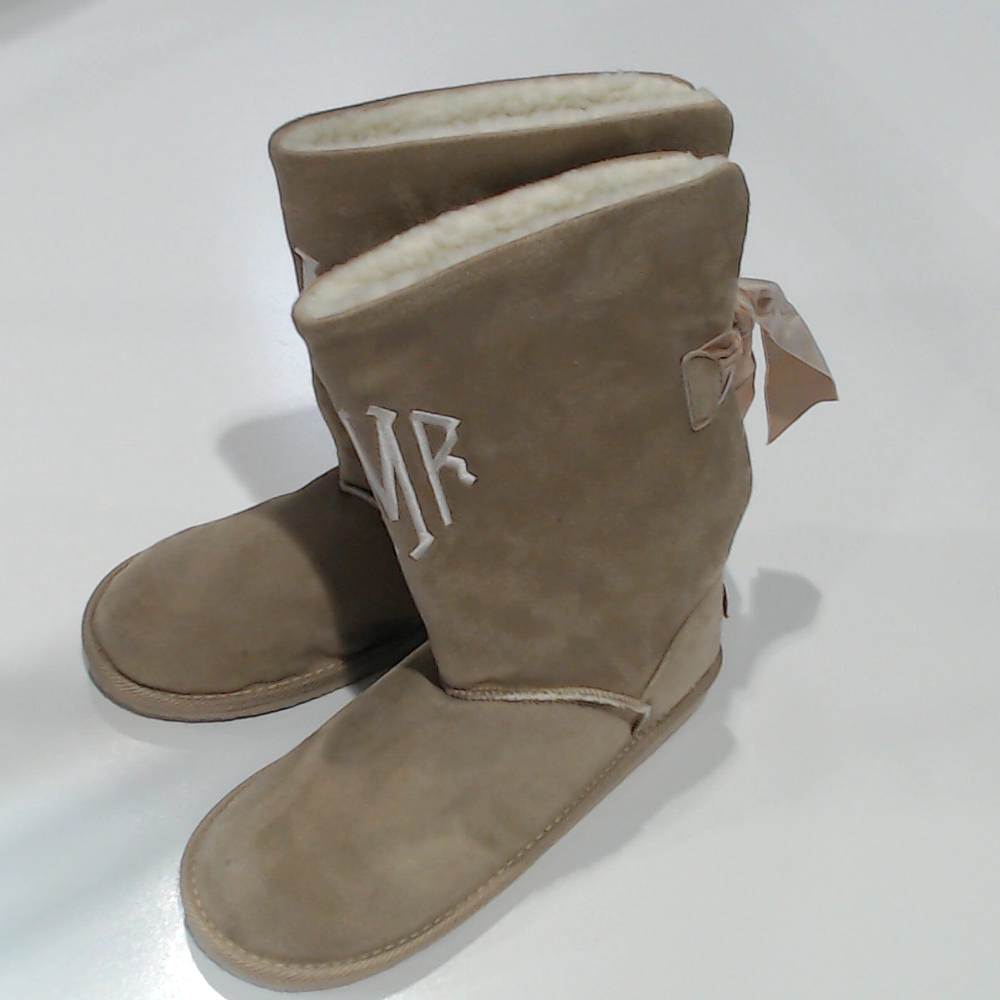 BLOOPER SHOES: Sherpa Booties