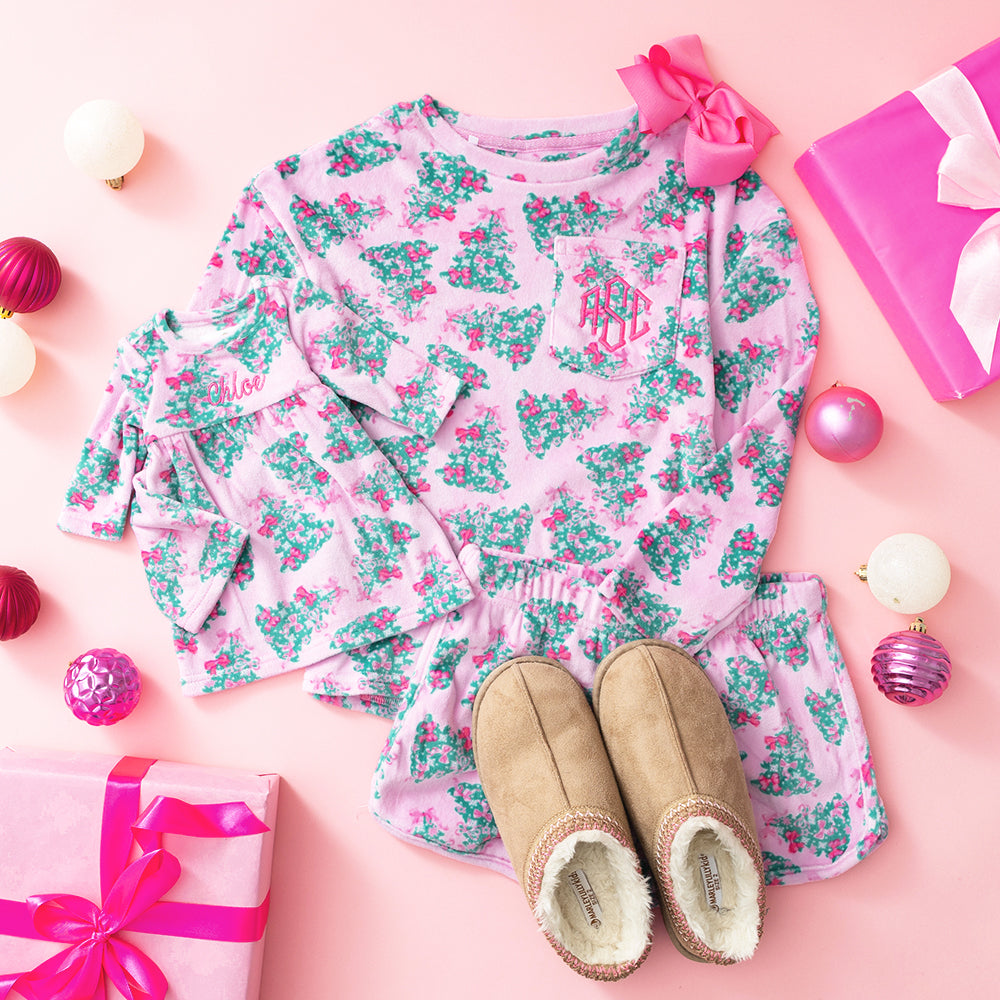 pink christmas trees kids softspun lounge set with doll dress