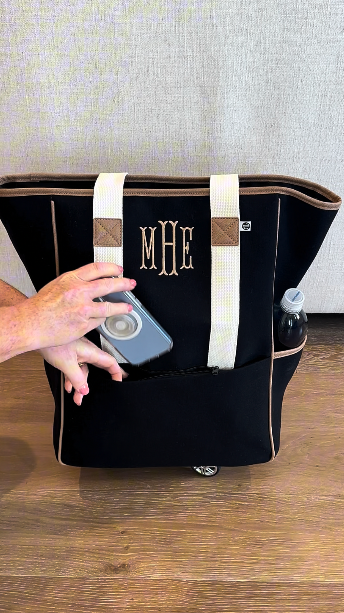 Marleylilly Rolling Tote in Black