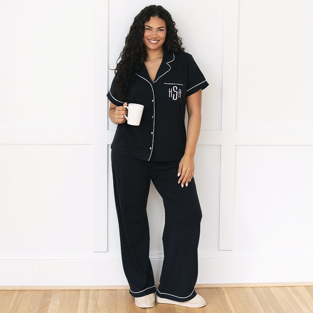 black-classic-sleep-set-on-julia