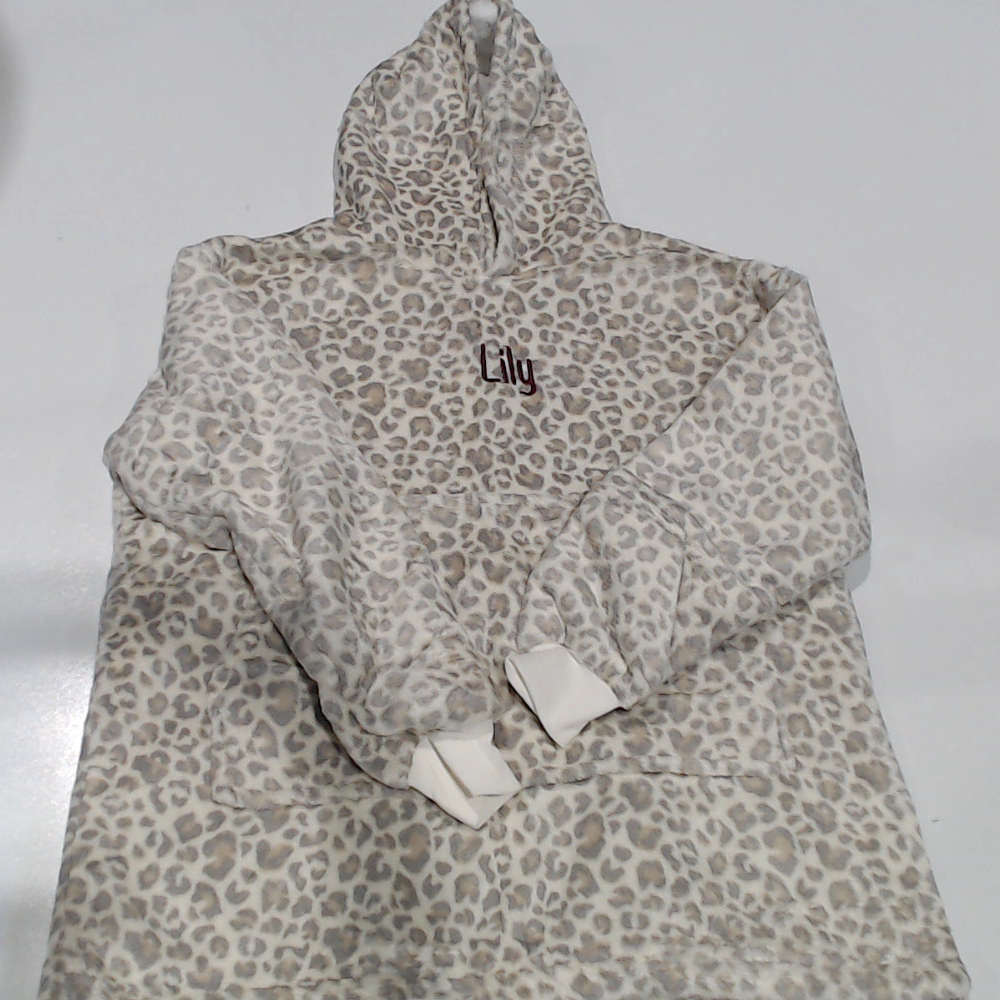 BLOOPER KIDS: Monogrammed Kids Blanket Hoodie