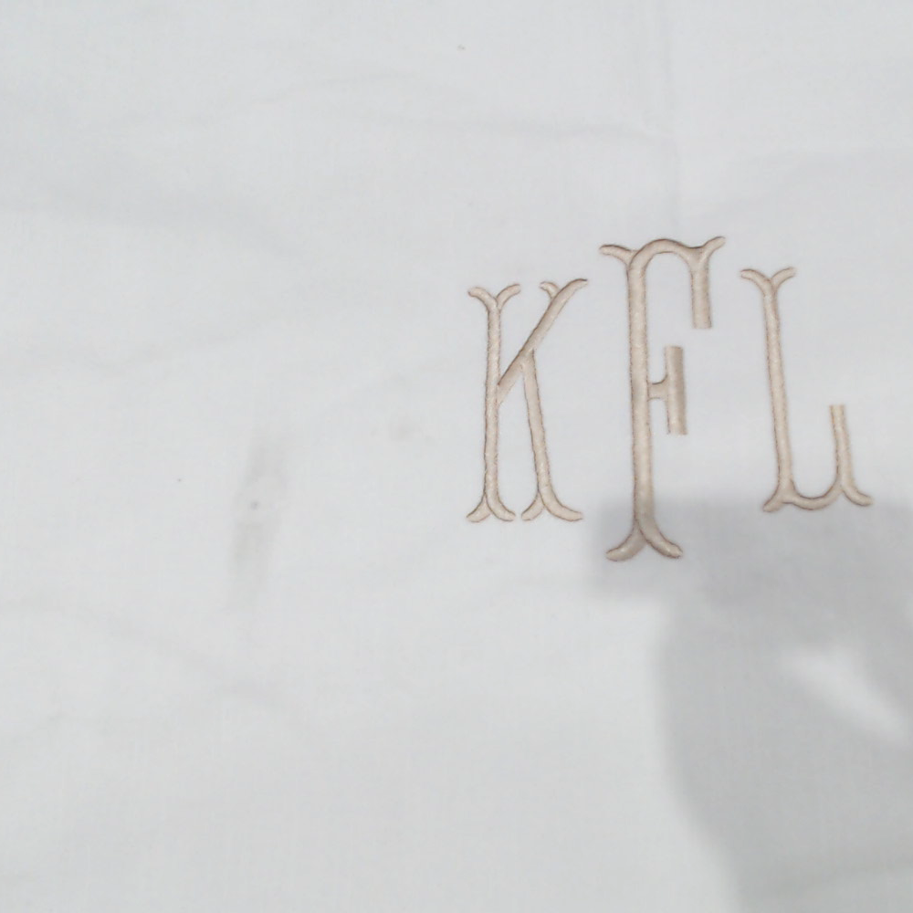 BLOOPER ACCESSORY: Monogrammed Scalloped Table Runner