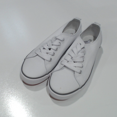 BLOOPER SHOES: BLANK White Sneakers