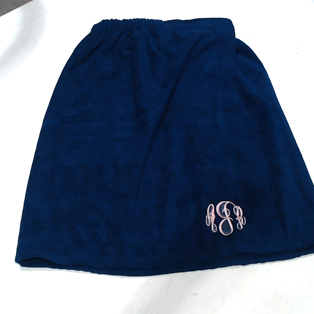 BLOOPER ACCESSORY: Monogrammed Towel Wrap