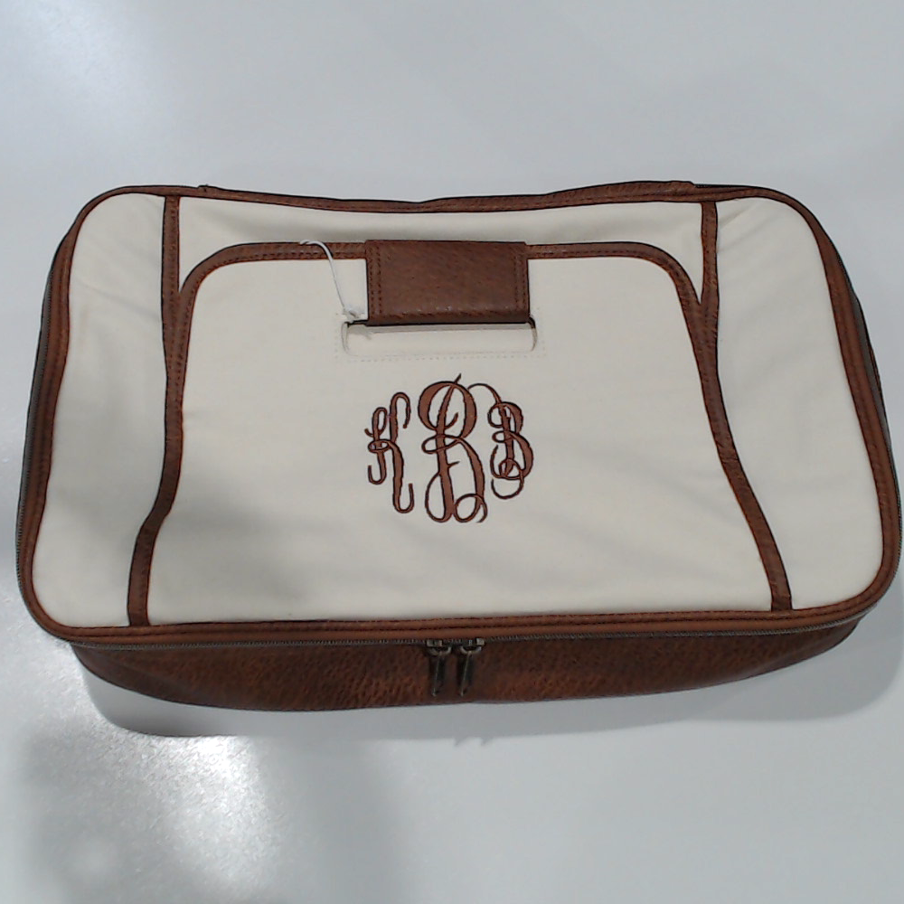 BLOOPER ACCESSORY: Monogrammed Casserole Carrier