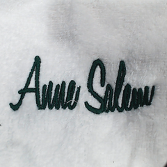 BLOOPER KIDS: Monogrammed Outline Baby Bib