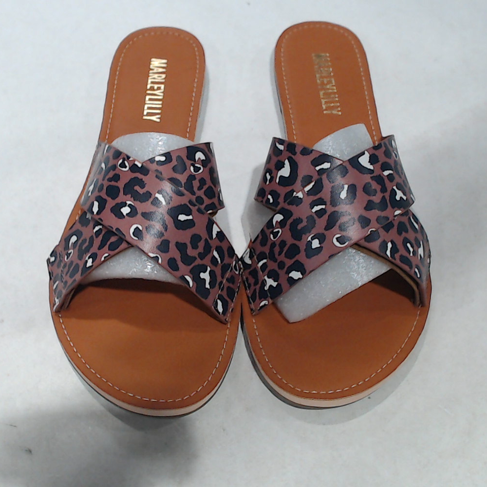 BLOOPER SHOES: BLANK Criss Cross Sandal