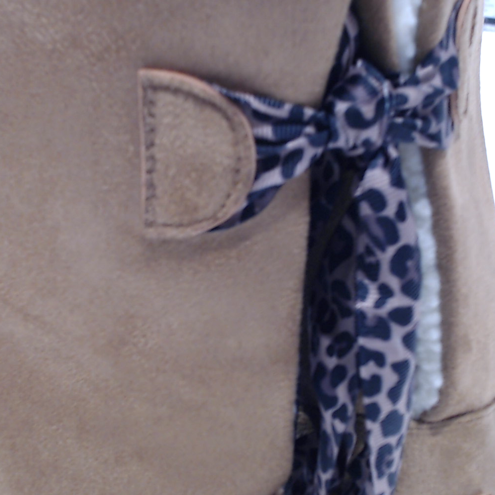 BLOOPER SHOES: Sherpa Boots