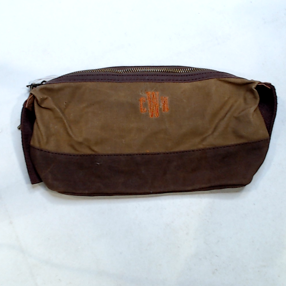 BLOOPER BAG: Personalized Waxed Canvas Dopp Kit